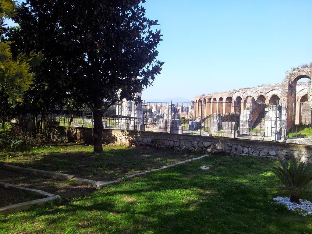 Casa Vacanze Antica Capua Santa Maria Capua Vetere Buitenkant foto